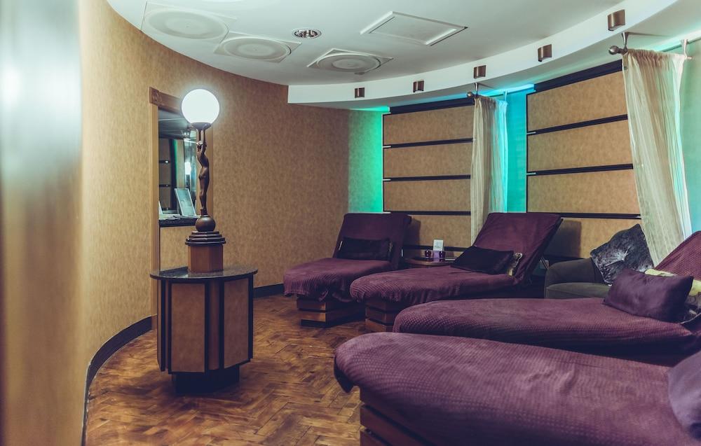 The Grand, Hotel 5*